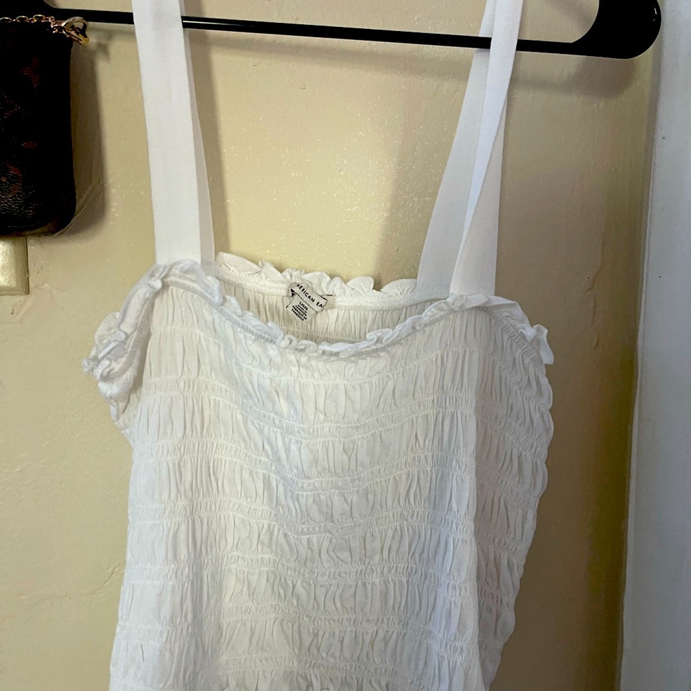 Cute white American Eagle top🤍